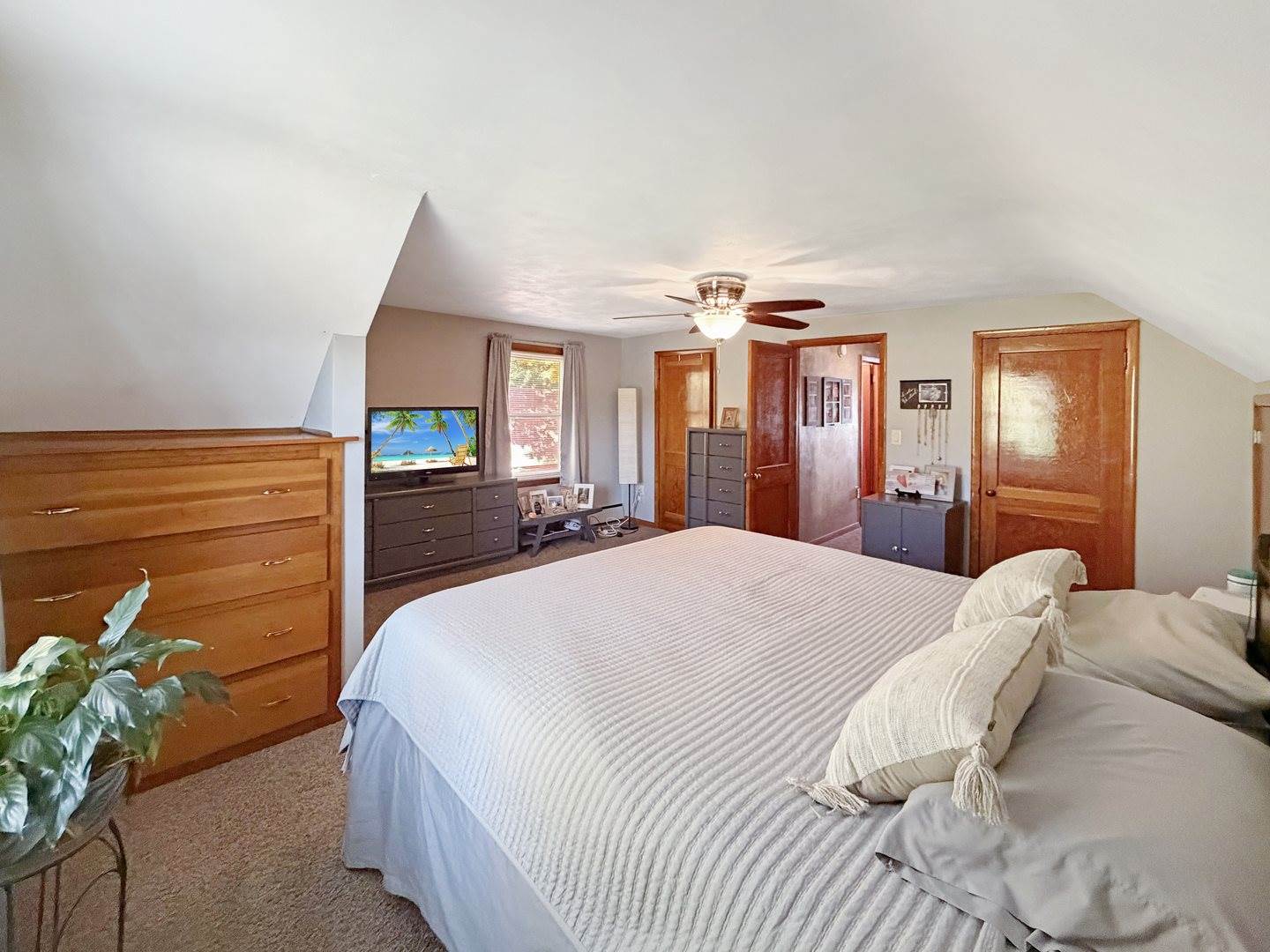 1224 West Violet Street, Freeport, IL 61032