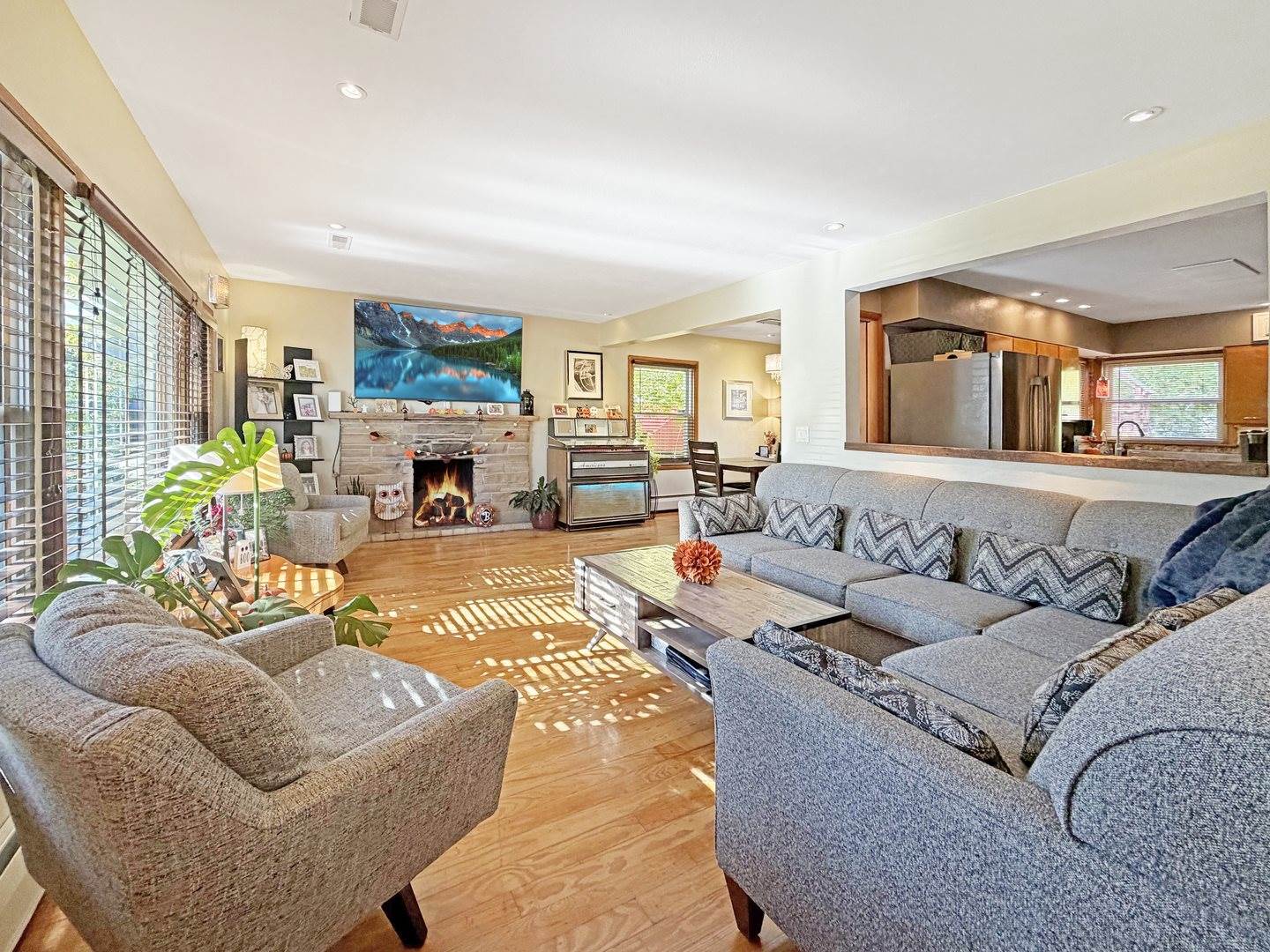 1224 West Violet Street, Freeport, IL 61032