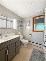 1224 West Violet Street, Freeport, IL 61032