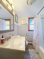 1224 West Violet Street, Freeport, IL 61032