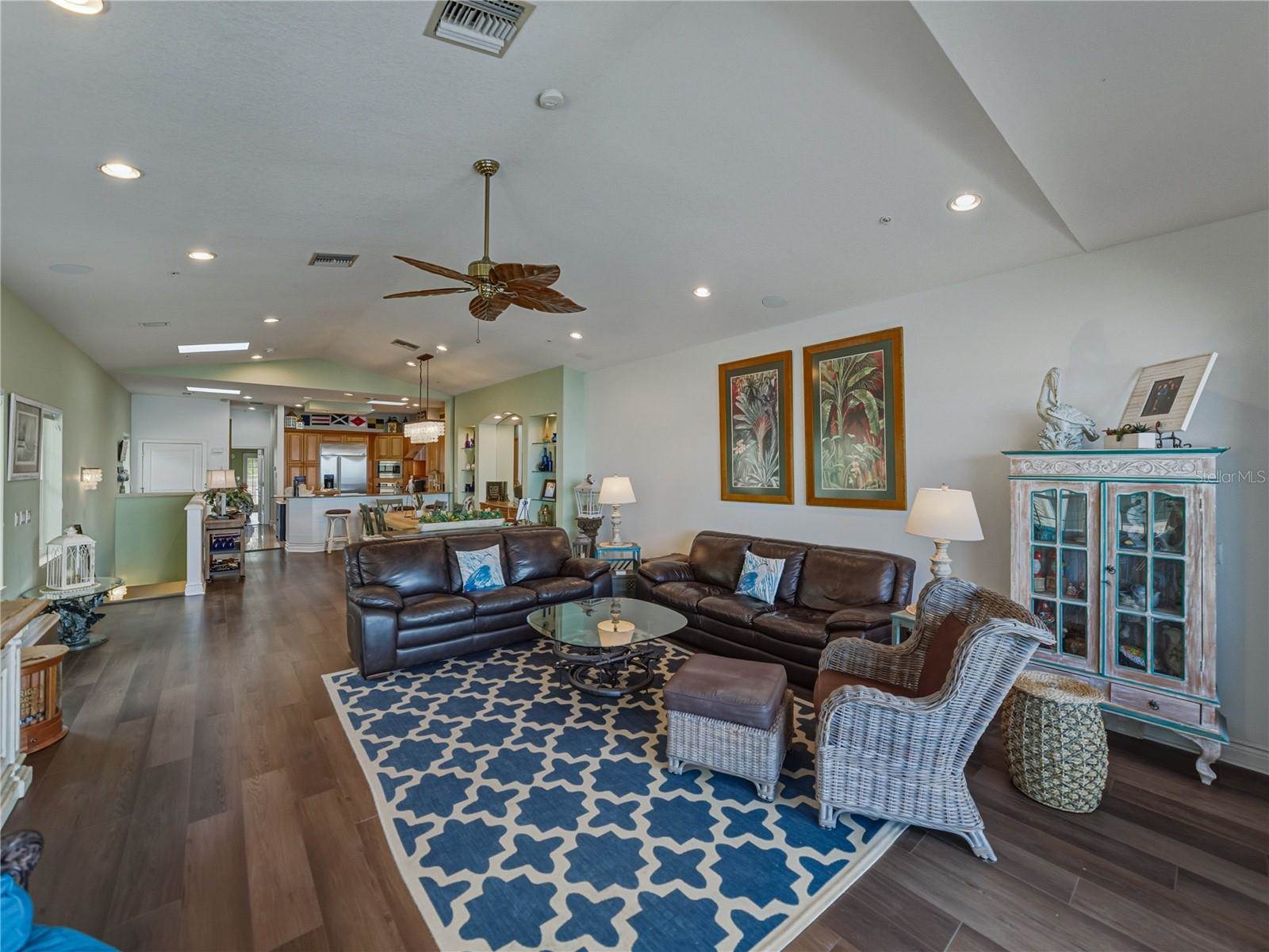 18700 Gulf Boulevard, #5, Indian Shores, FL 33785