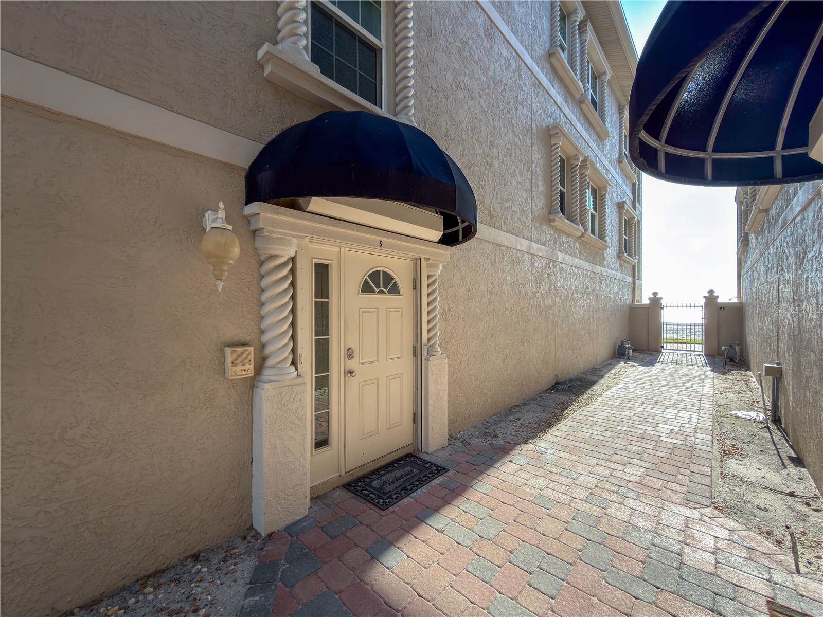 18700 Gulf Boulevard, #5, Indian Shores, FL 33785