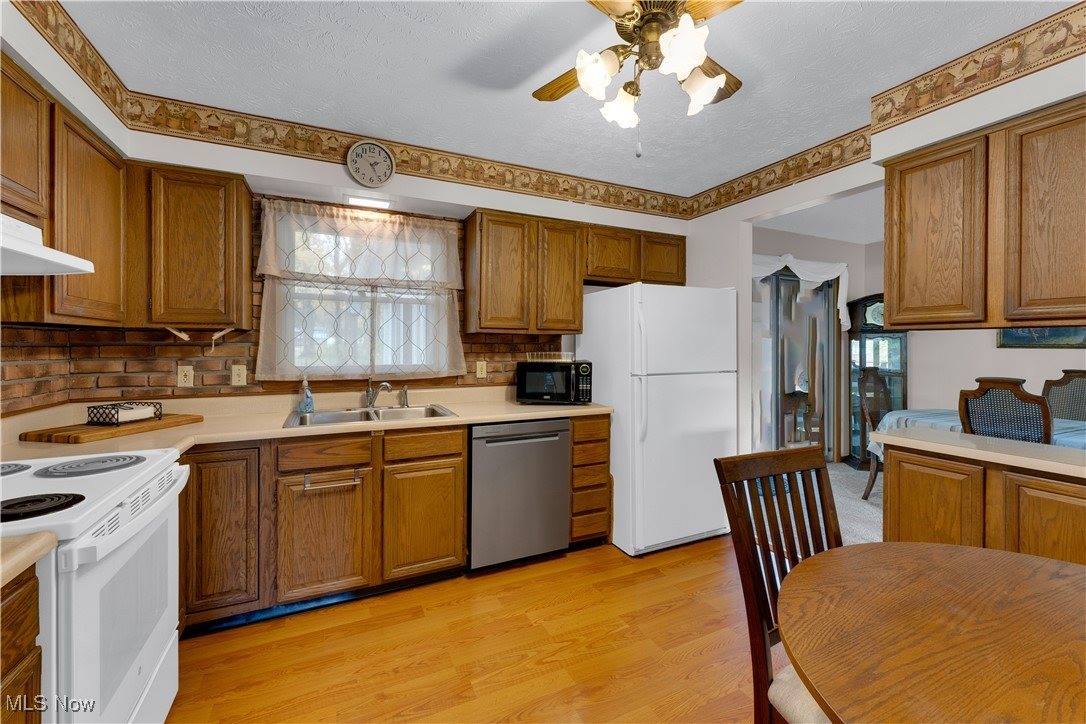 6768 Colleen Drive, Youngstown, OH 44512