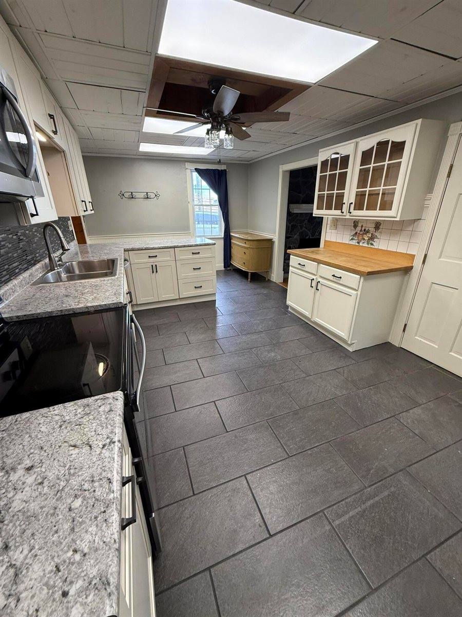 25 Summer Street, Gardiner, ME 04345