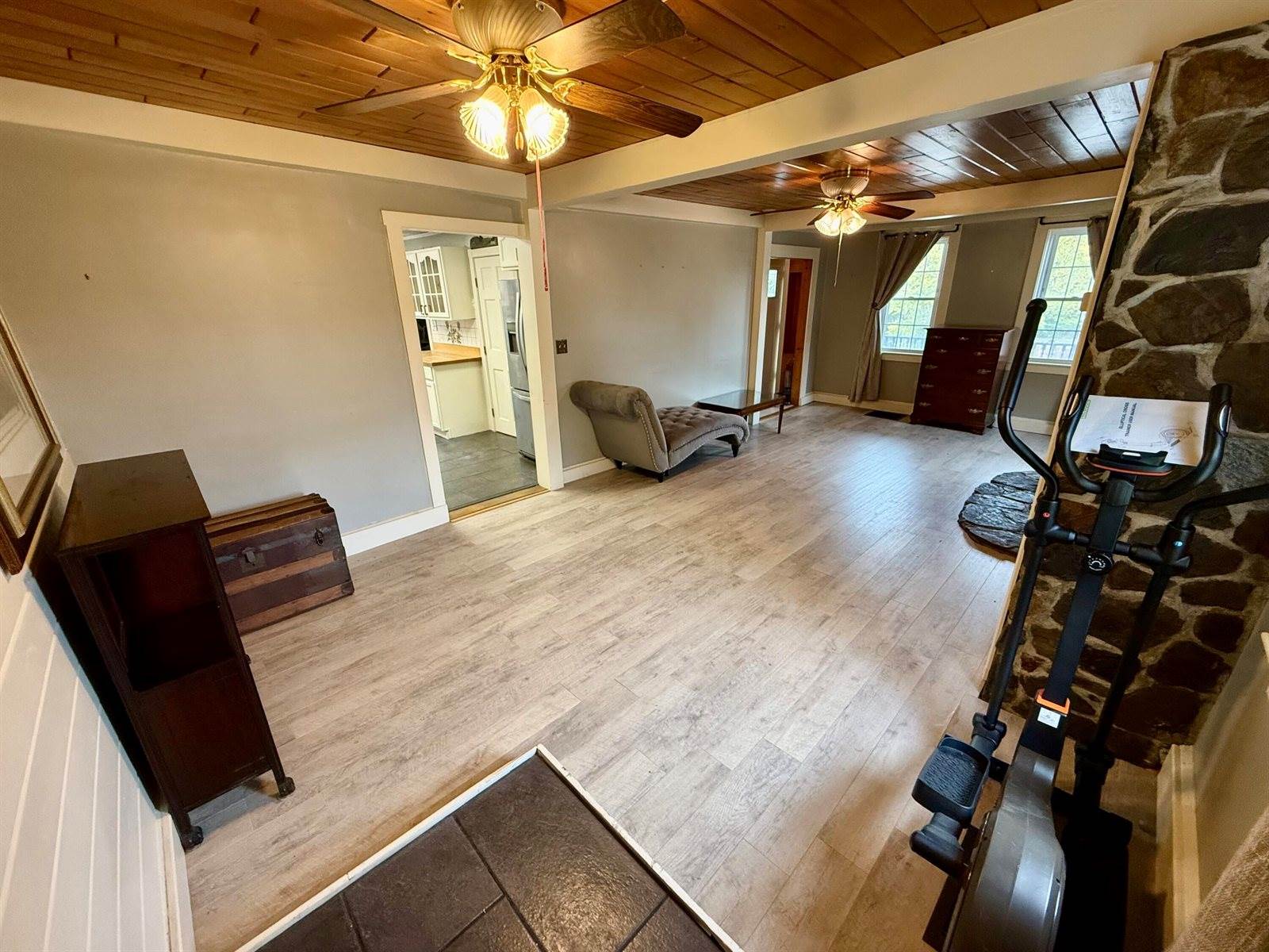 25 Summer Street, Gardiner, ME 04345