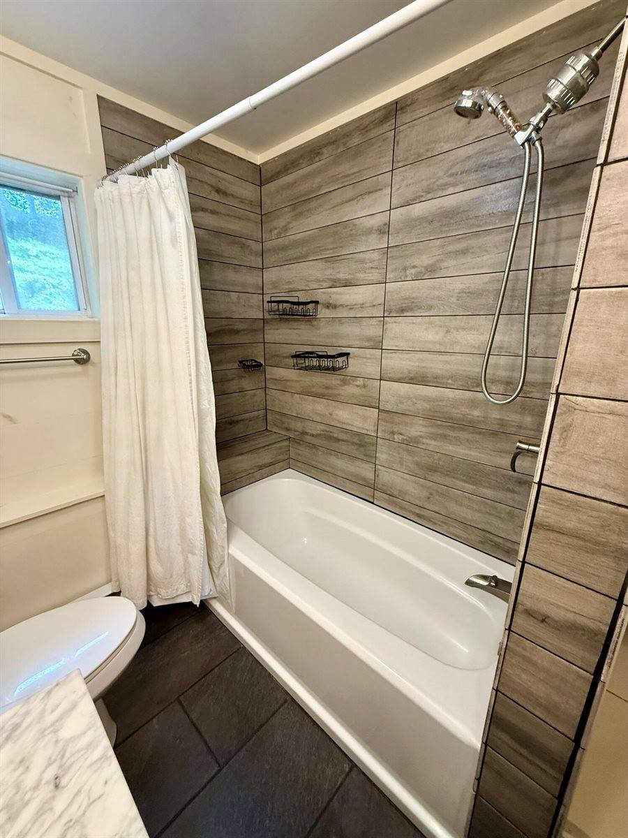 25 Summer Street, Gardiner, ME 04345