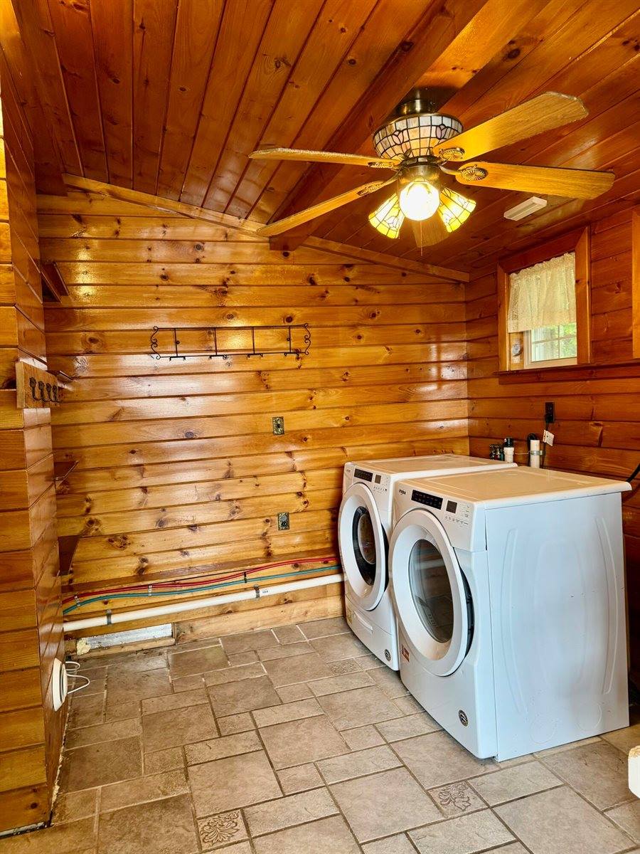 25 Summer Street, Gardiner, ME 04345