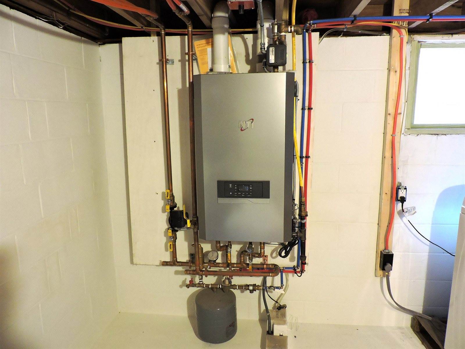 21 Airport Road, Norridgewock, ME 04957