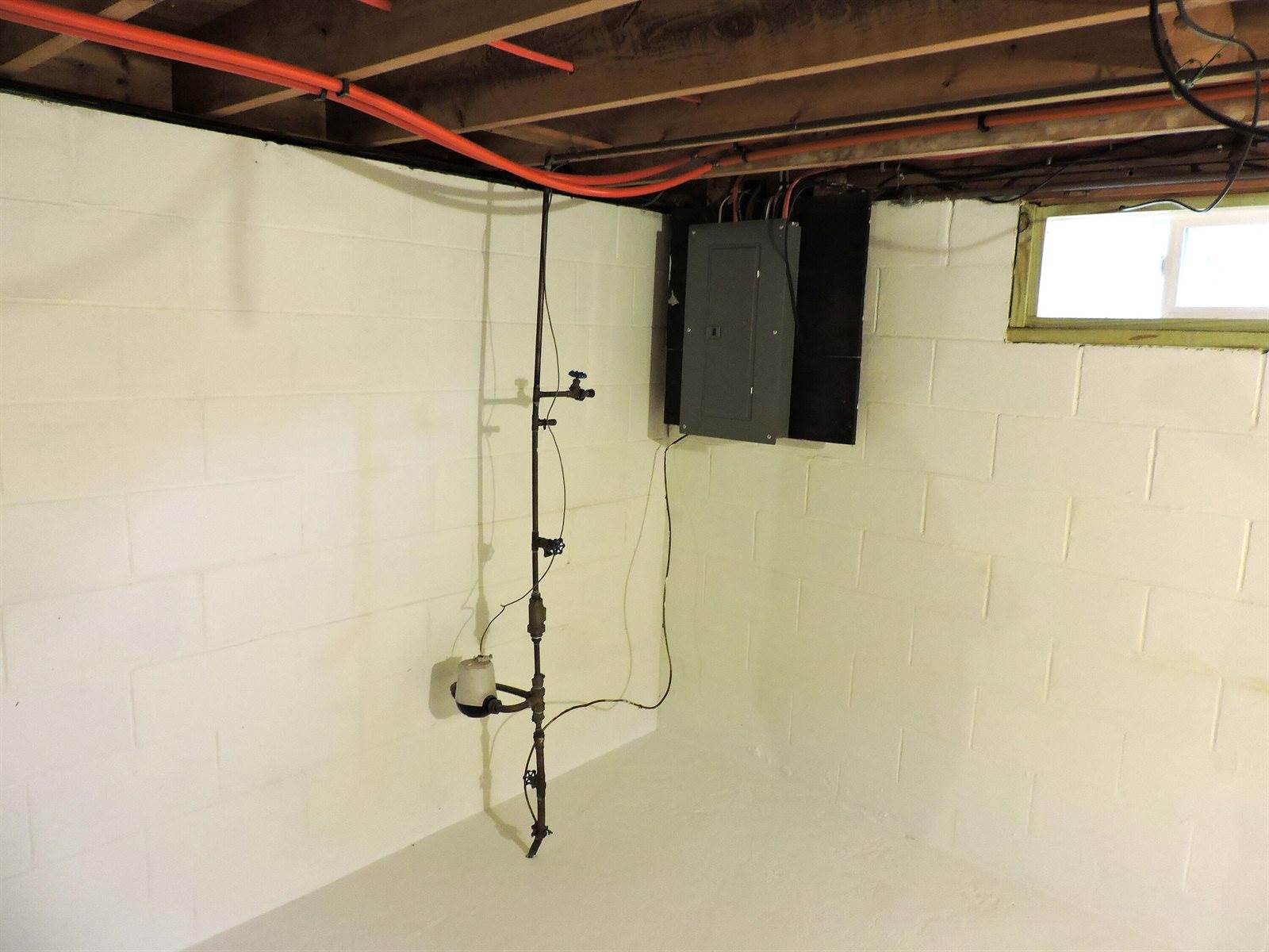 21 Airport Road, Norridgewock, ME 04957