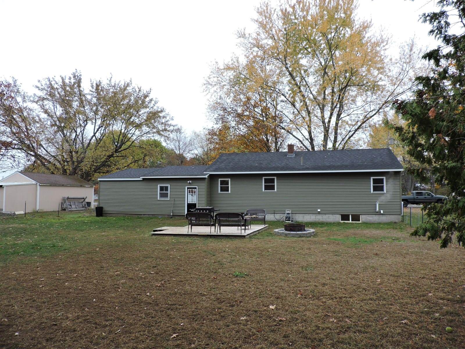 21 Airport Road, Norridgewock, ME 04957