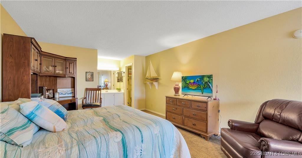 161 Lubbers Quarters, Osage Beach, MO 65065