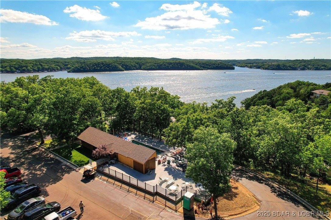 161 Lubbers Quarters, Osage Beach, MO 65065