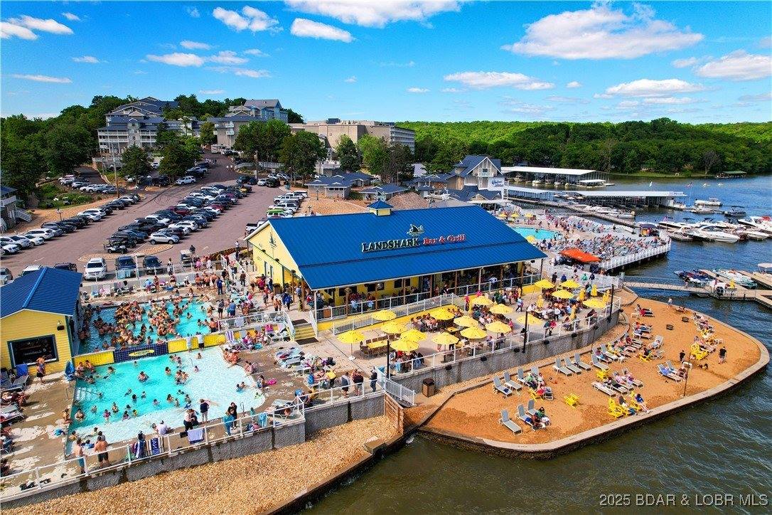 161 Lubbers Quarters, Osage Beach, MO 65065