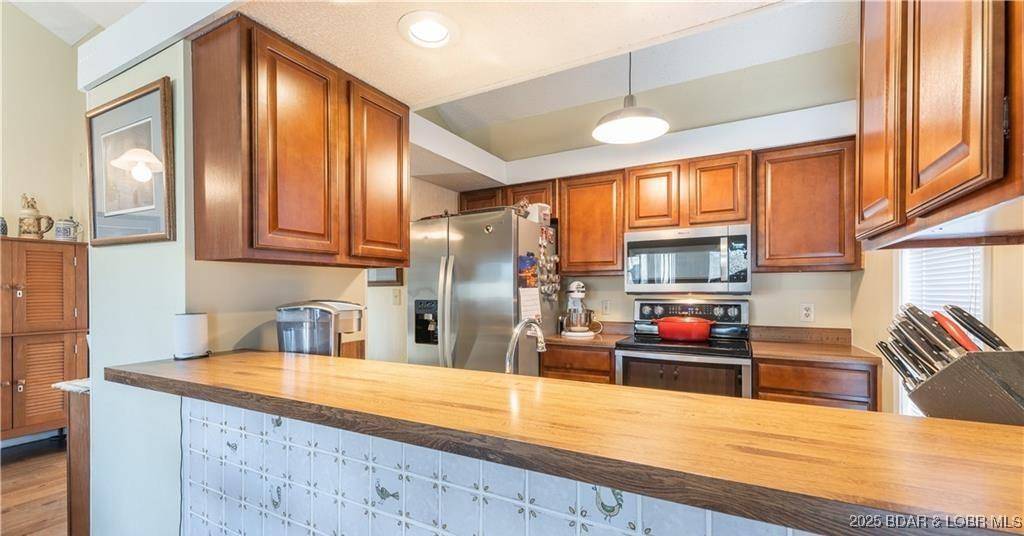 161 Lubbers Quarters, Osage Beach, MO 65065