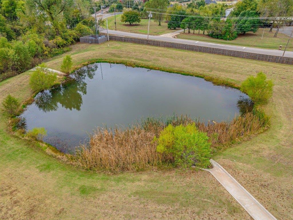 734 West Lola Drive, Mustang, OK 73064