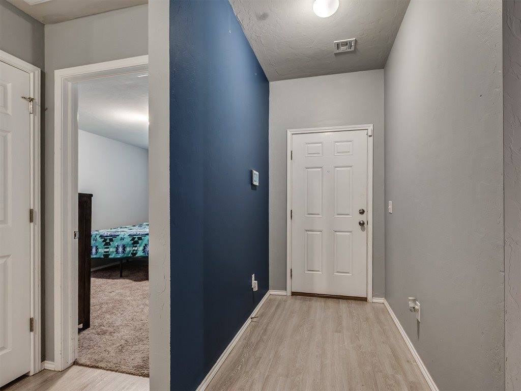 734 West Lola Drive, Mustang, OK 73064