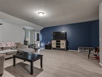 734 West Lola Drive, Mustang, OK 73064