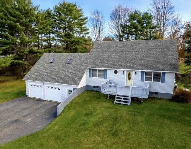 18 South Road, China, ME 04358