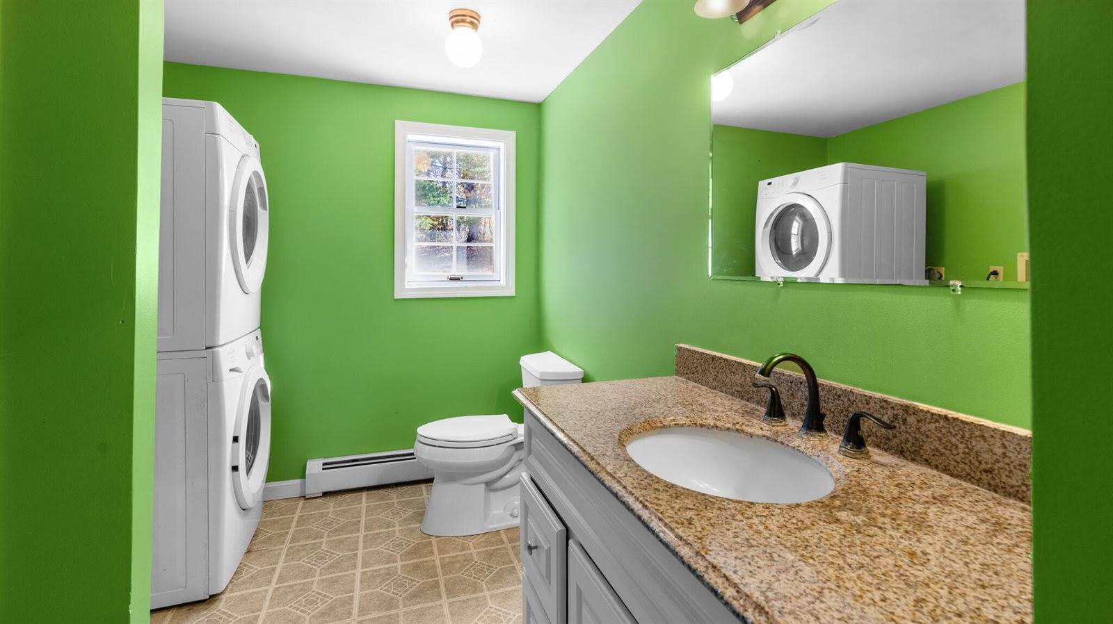 18 South Road, China, ME 04358