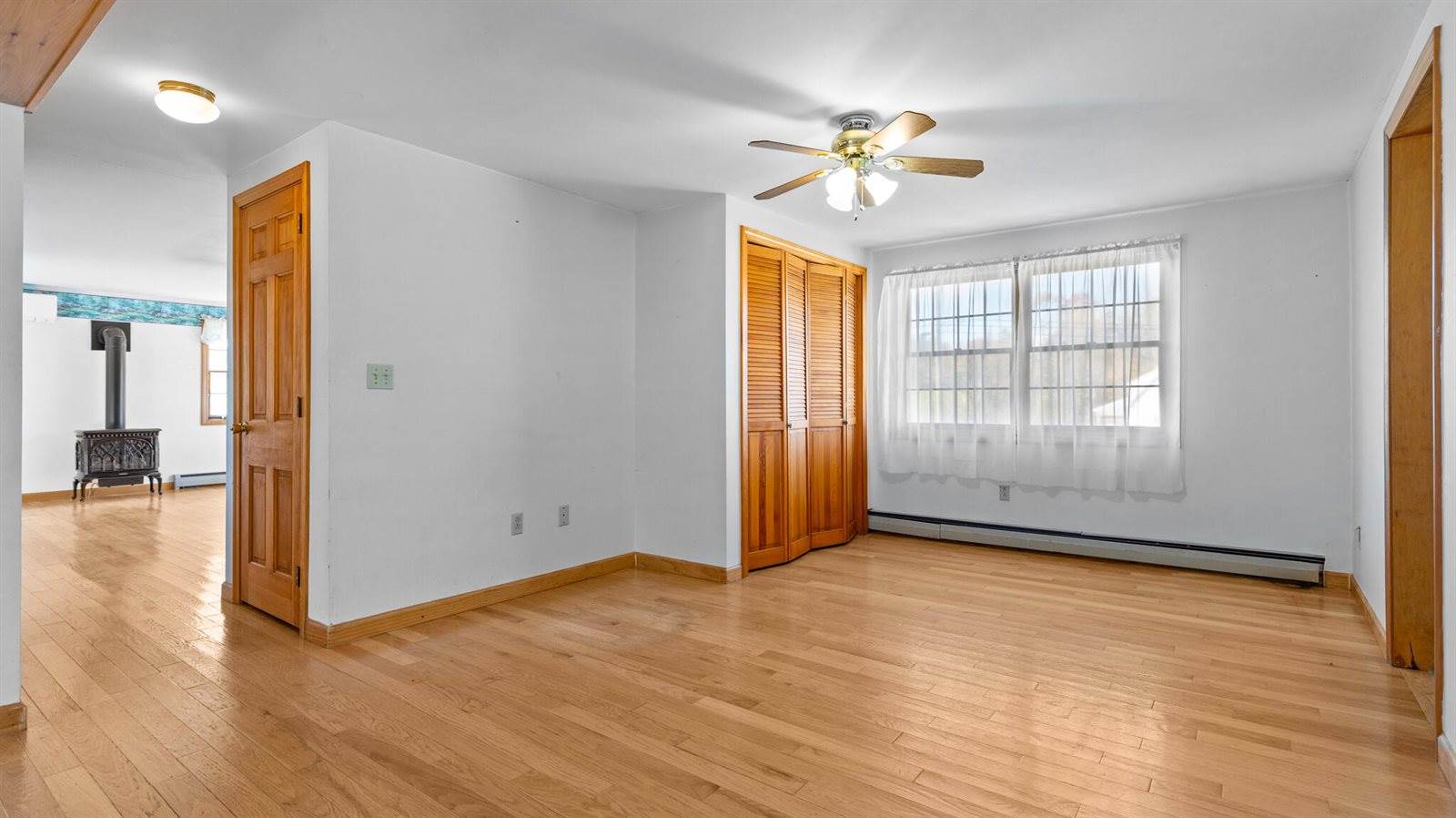 18 South Road, China, ME 04358