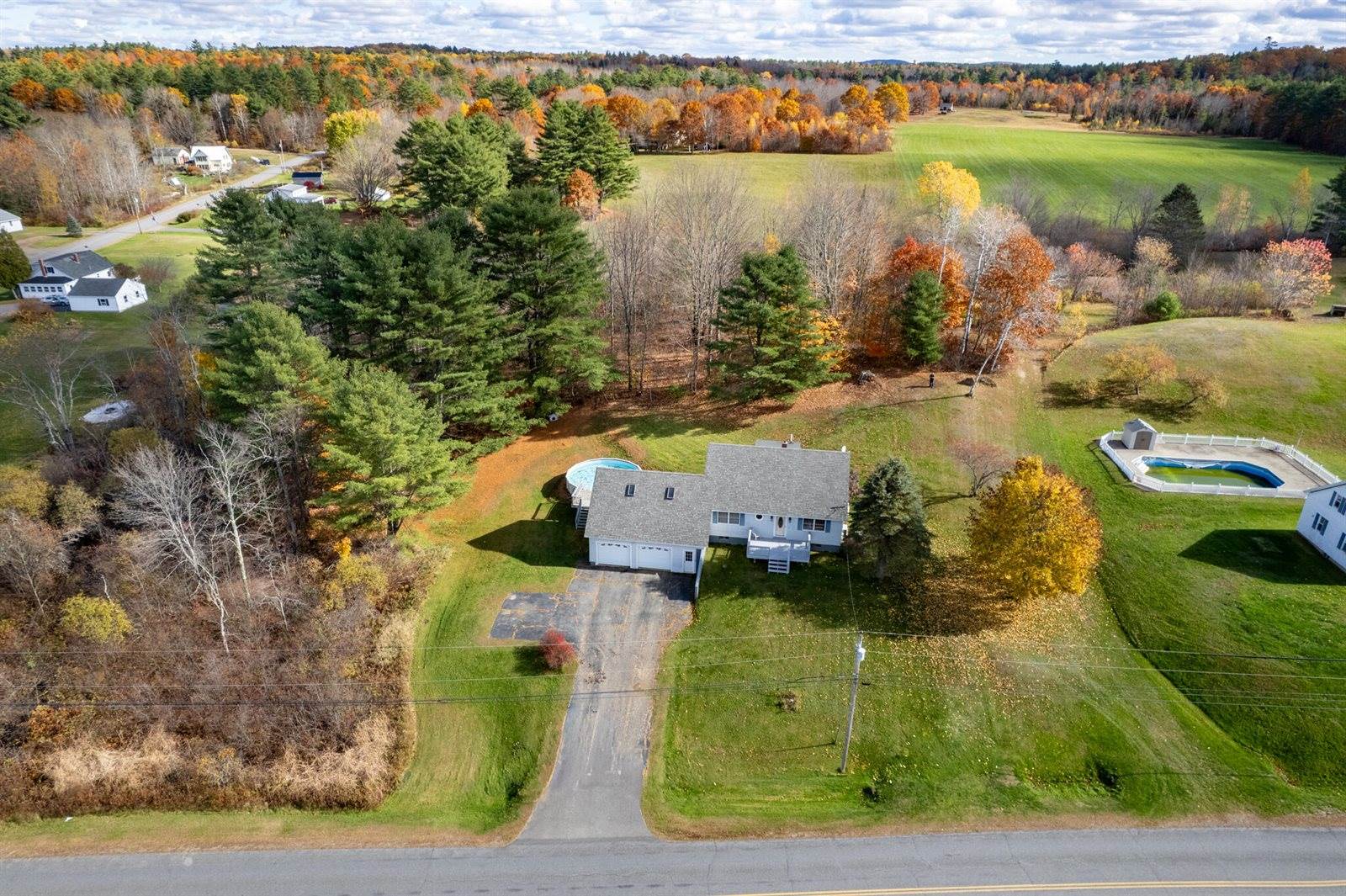 18 South Road, China, ME 04358