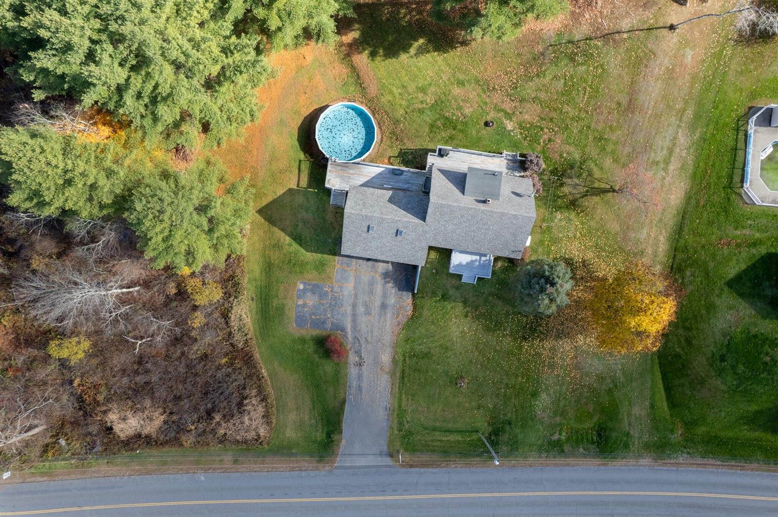 18 South Road, China, ME 04358