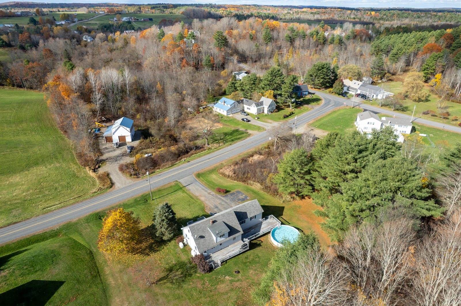 18 South Road, China, ME 04358