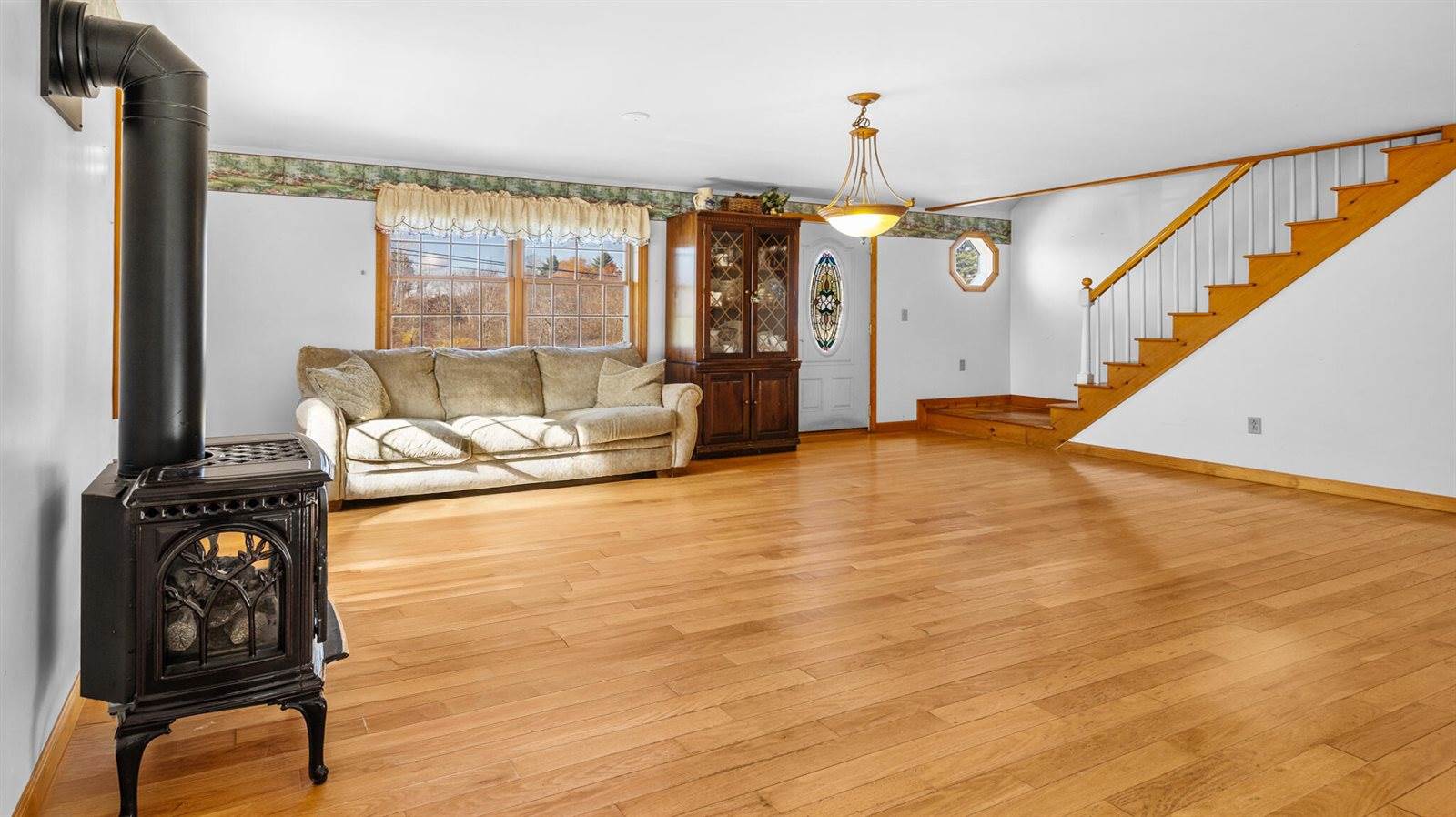 18 South Road, China, ME 04358