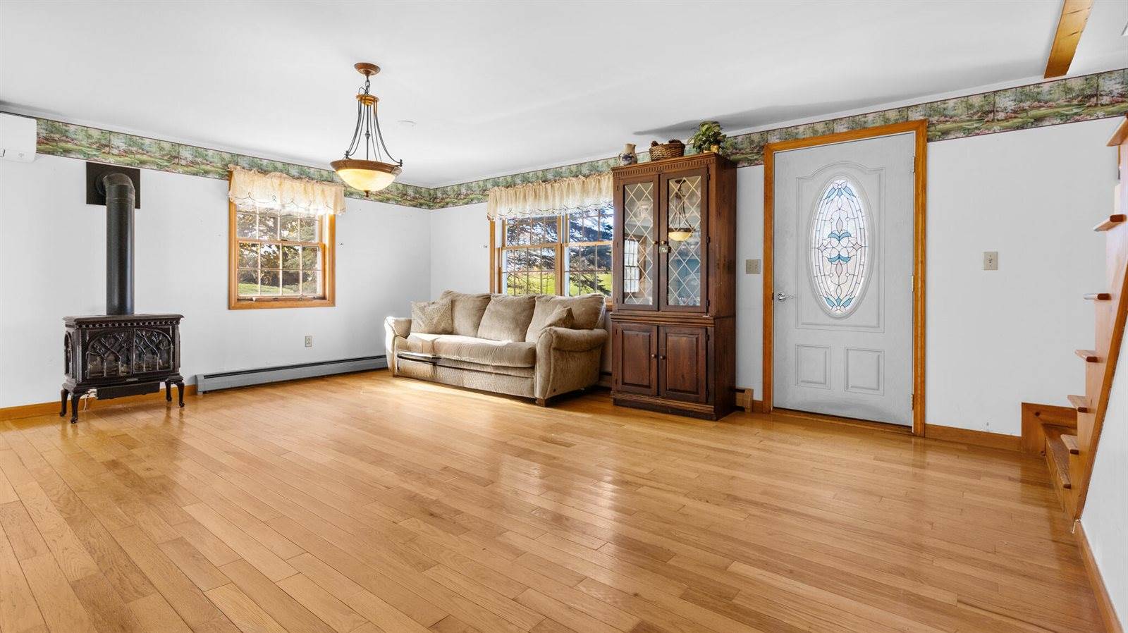 18 South Road, China, ME 04358