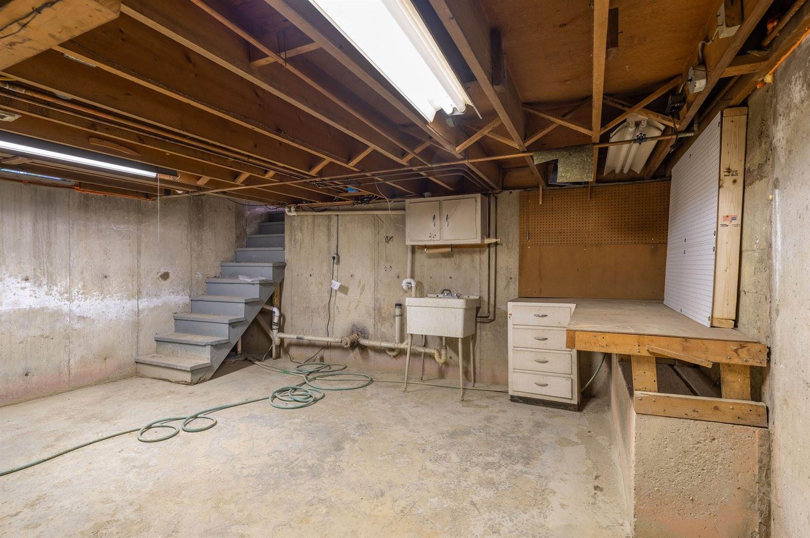 176 Falvey Street, Bangor, ME 04401