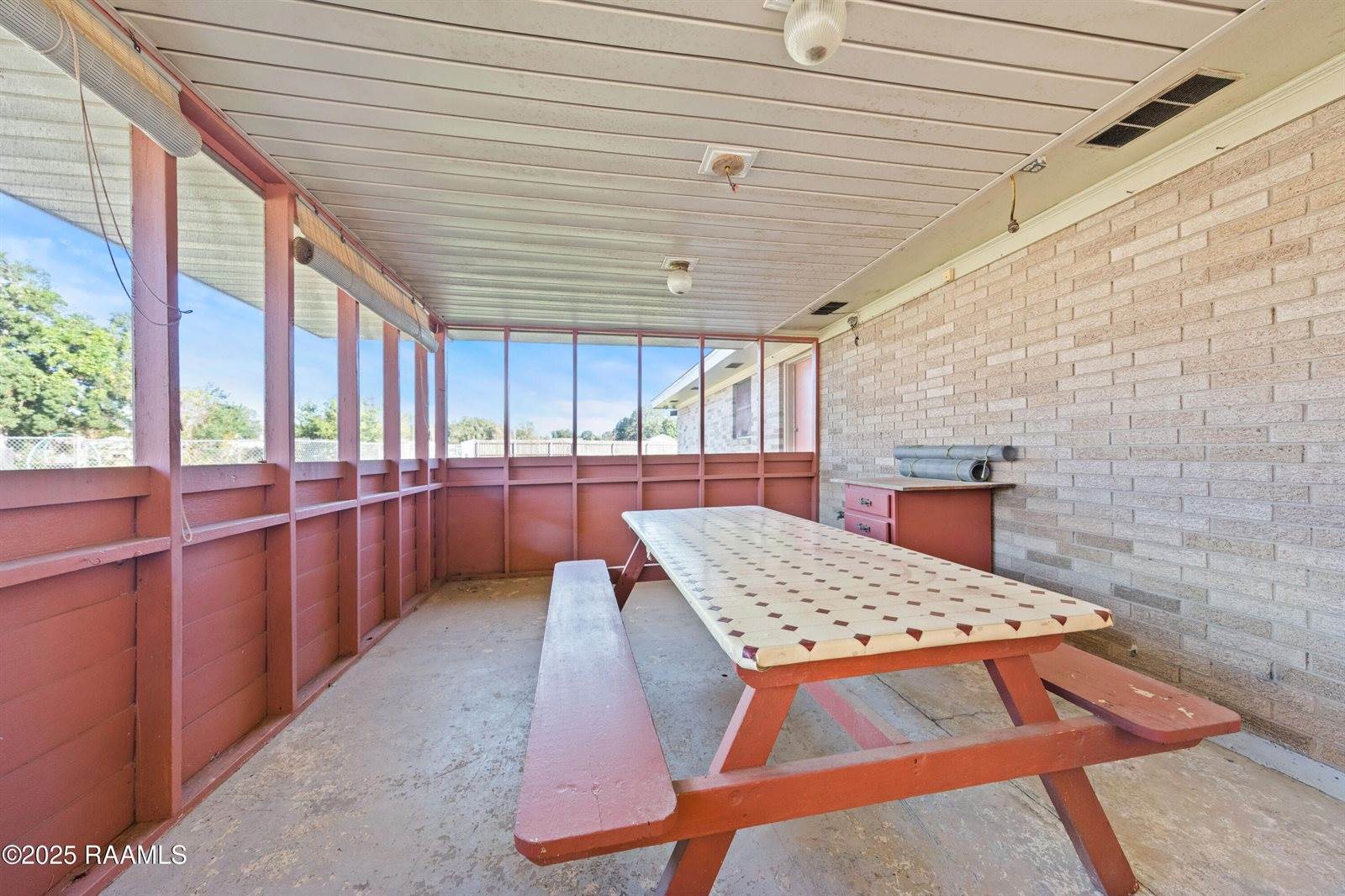 220 Saint Pierre Boulevard, Carencro, LA 70520