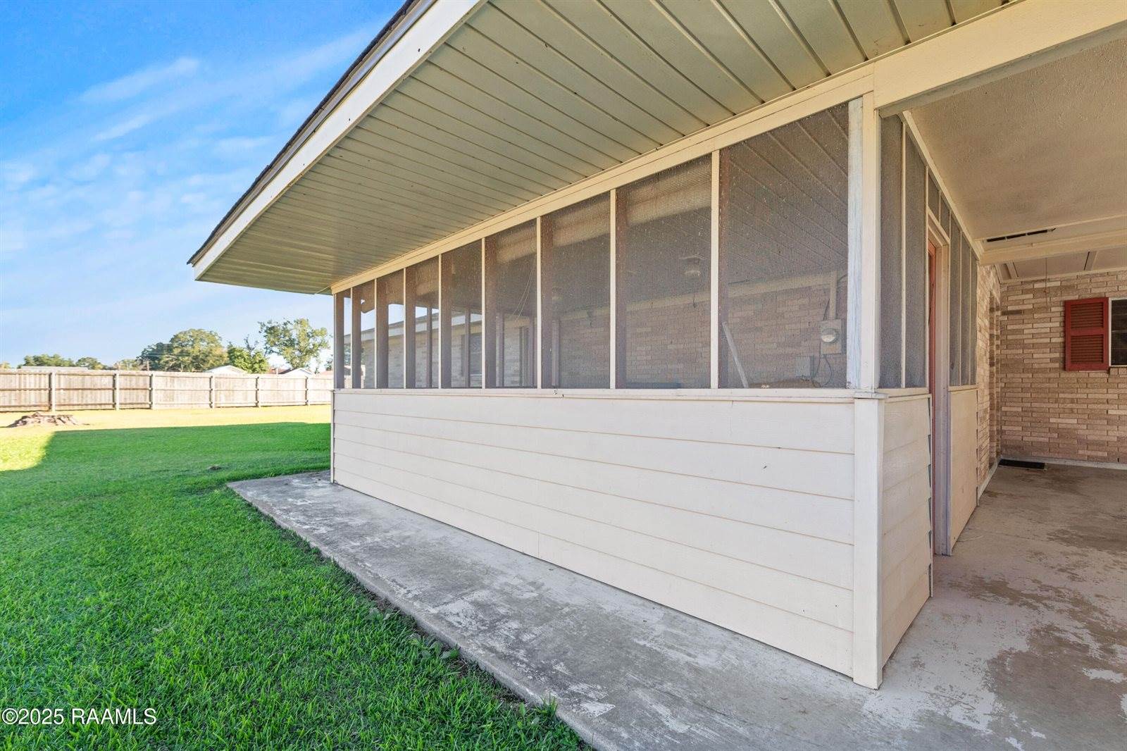 220 Saint Pierre Boulevard, Carencro, LA 70520