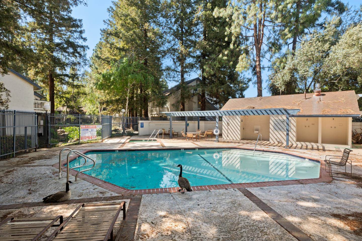 1050 Summermist CT, San Jose, CA 95122