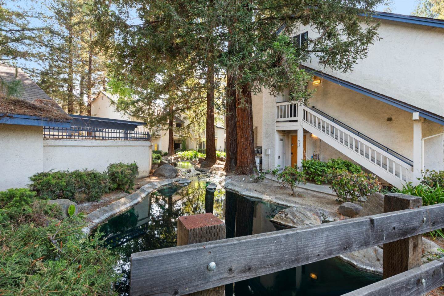 1050 Summermist CT, San Jose, CA 95122