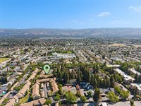 1050 Summermist CT, San Jose, CA 95122