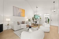 1050 Summermist CT, San Jose, CA 95122