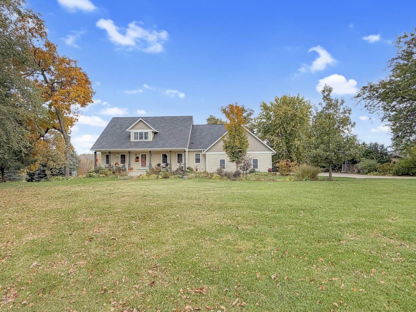 580 Delmar Drive, Freeport, IL 61032