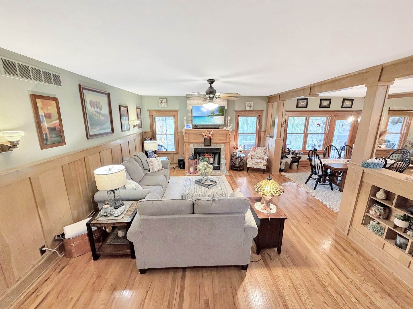 580 Delmar Drive, Freeport, IL 61032