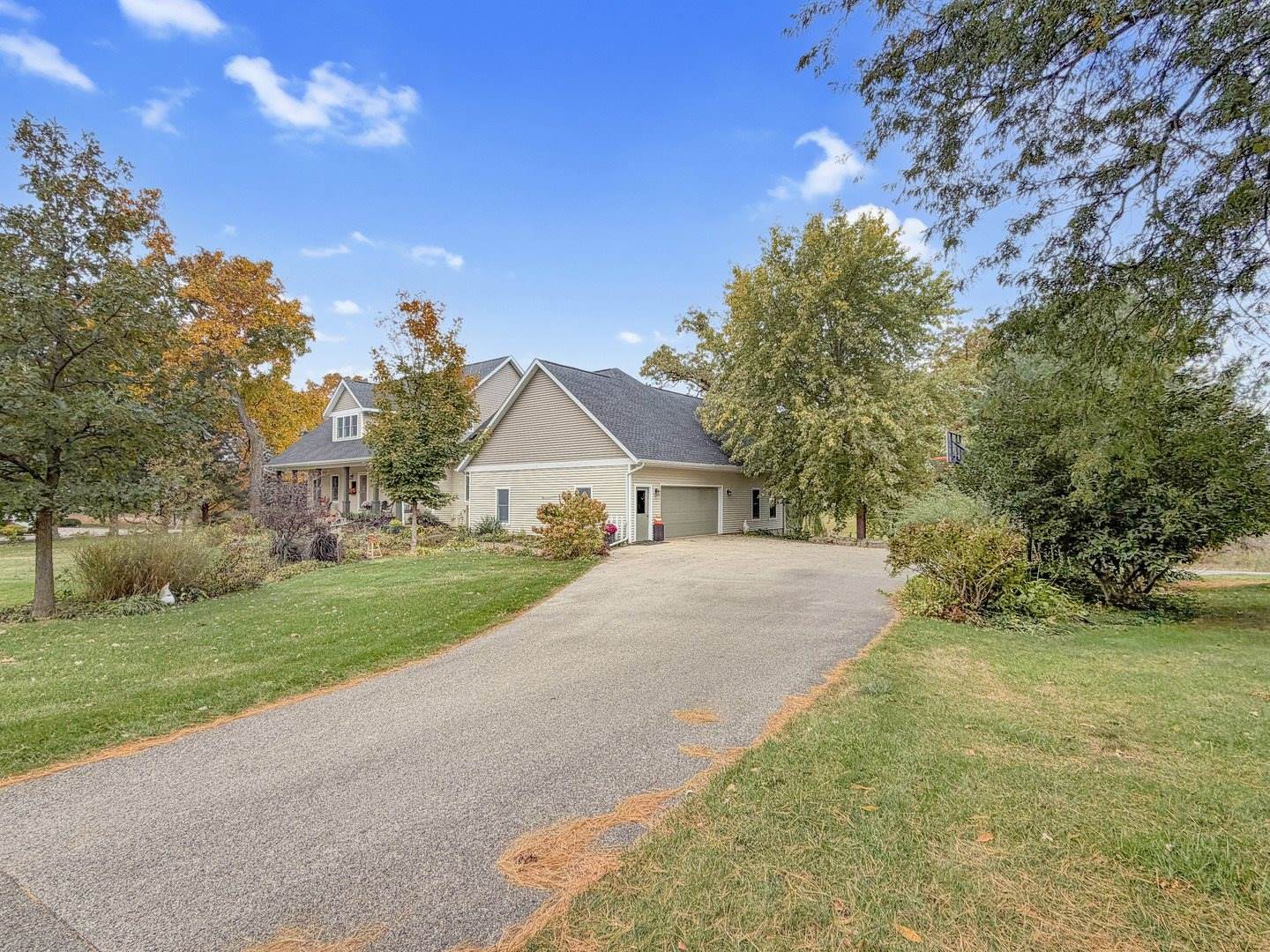 580 Delmar Drive, Freeport, IL 61032