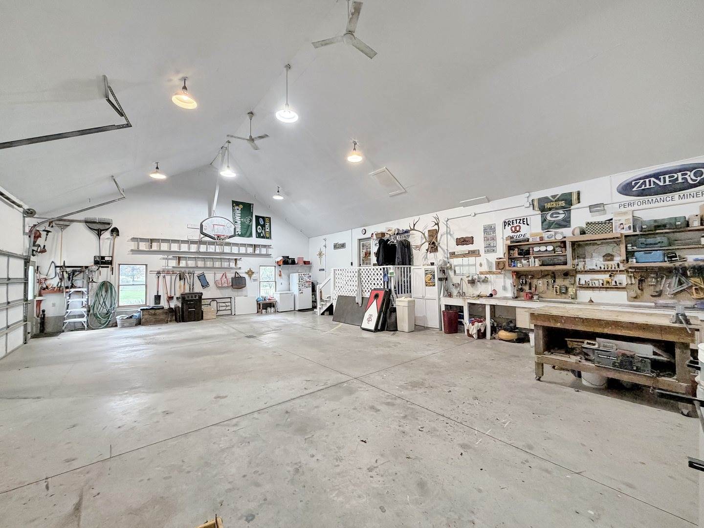 580 Delmar Drive, Freeport, IL 61032