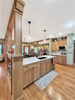 580 Delmar Drive, Freeport, IL 61032