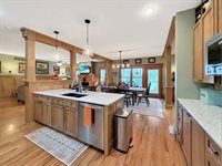 580 Delmar Drive, Freeport, IL 61032