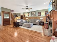 580 Delmar Drive, Freeport, IL 61032