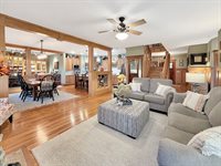 580 Delmar Drive, Freeport, IL 61032