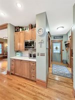 580 Delmar Drive, Freeport, IL 61032