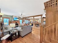 580 Delmar Drive, Freeport, IL 61032