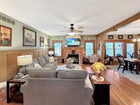 580 Delmar Drive, Freeport, IL 61032