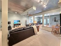 580 Delmar Drive, Freeport, IL 61032