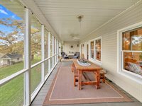 580 Delmar Drive, Freeport, IL 61032