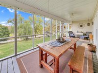 580 Delmar Drive, Freeport, IL 61032